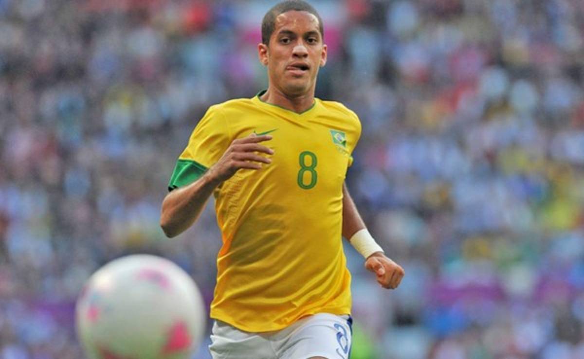 Arsenal piensa en Rómulo del Spartak de Moscú