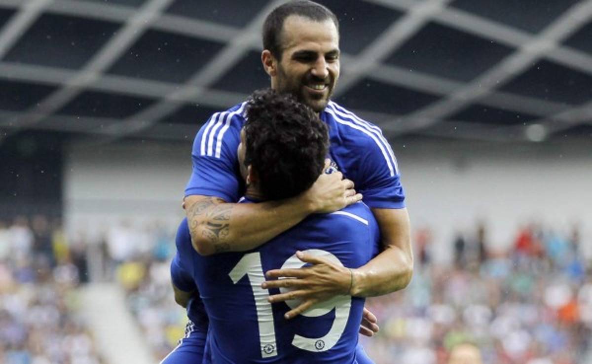 VIDEO: Cesc Fábregas anota su primer golazo con el Chelsea