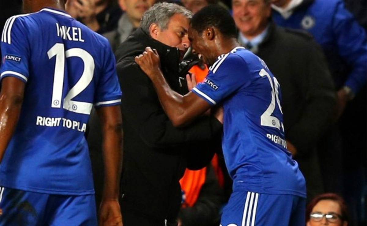 Eto'o calificó a Mourinho de 'títere' por cuestionar su edad