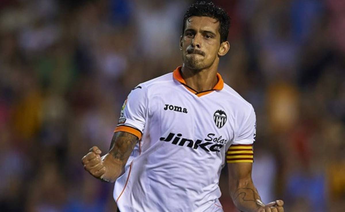 Ricardo Costa rescinde su contrato con el Valencia