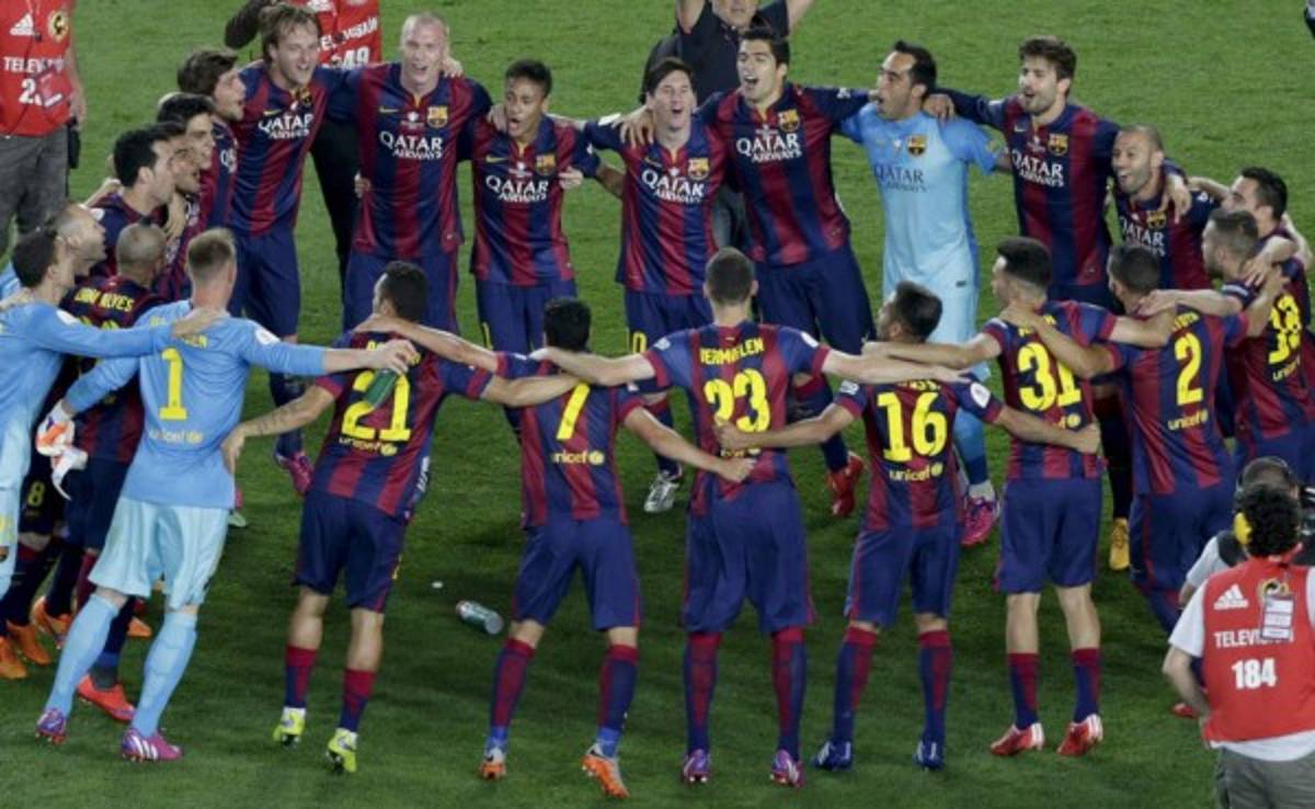 VIDEO: Barcelona celebró la Copa del Rey con vino y en familia