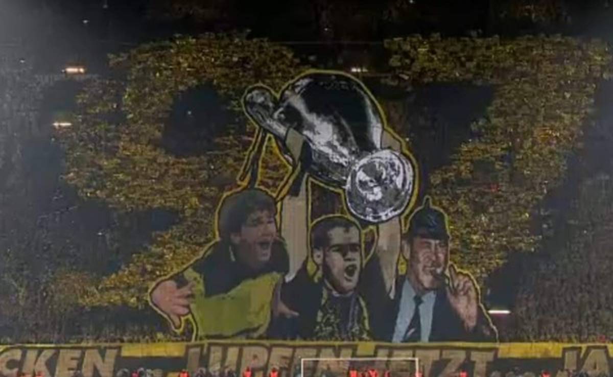 ¡Sorprendente mosaico del Borussia Dortmund!