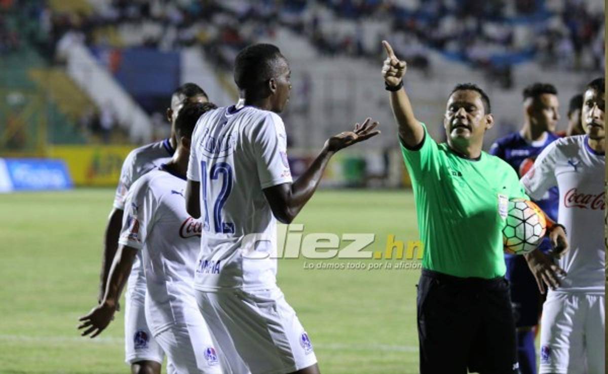 VIDEO: Los aciertos y errores arbitrales en el clásico que ganó Olimpia