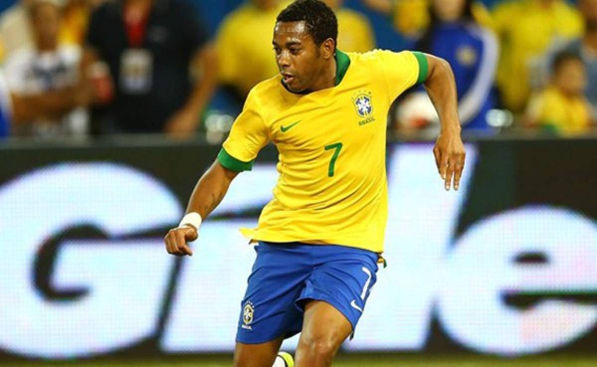 Robinho ganará cuatro millones de dólares al año en Querétaro