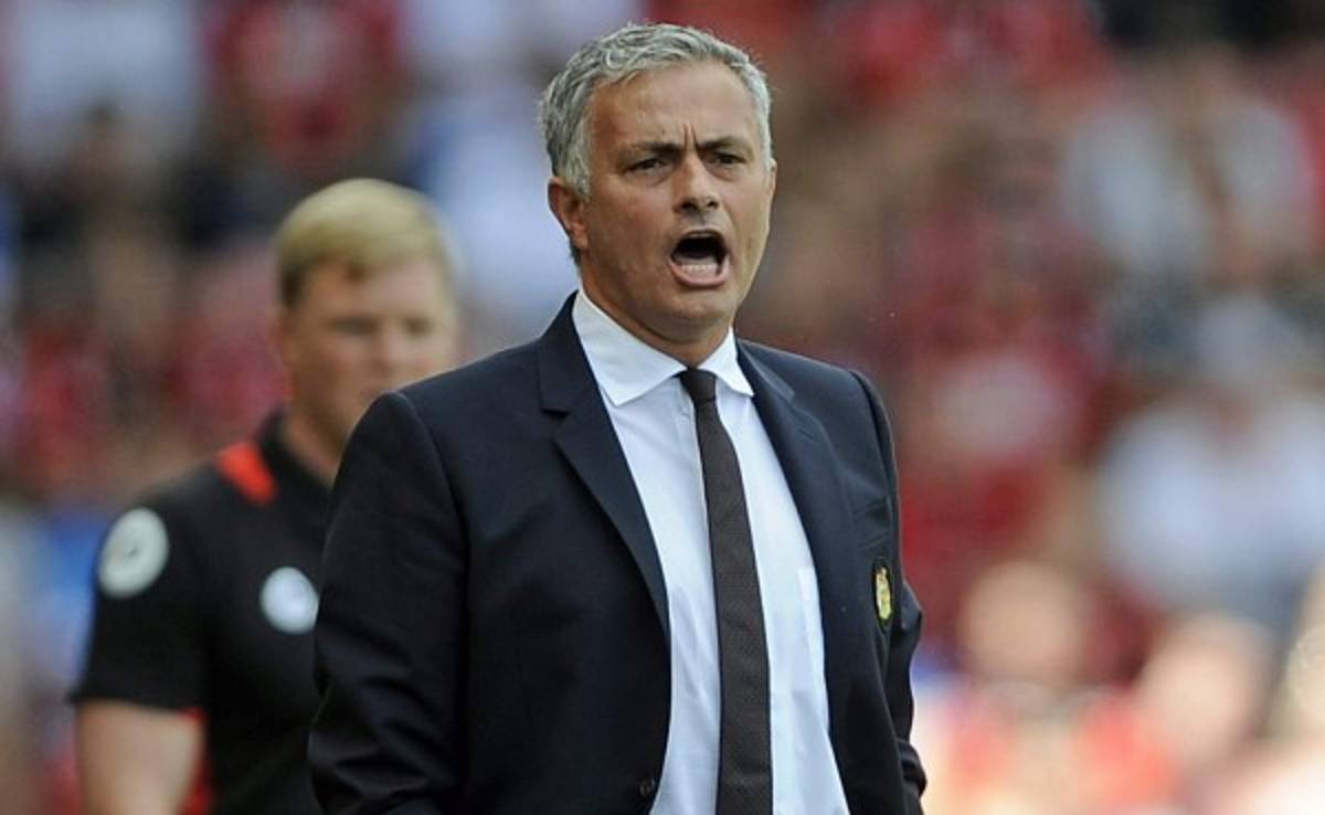 'No esperen un milagro de Pogba', advierte Mourinho