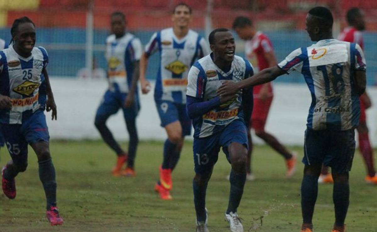 Victoria cierra con dignidad ante Real Sociedad