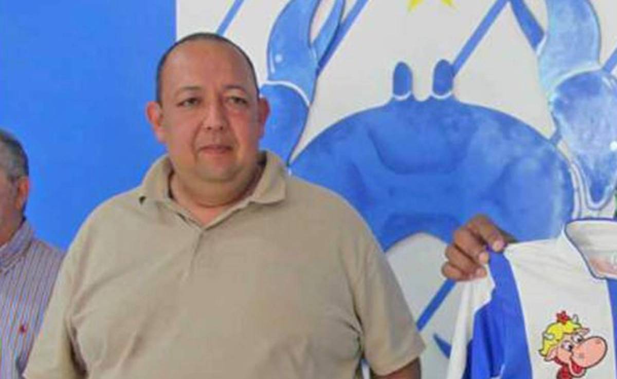 Renuncia presidente de Victoria porque lo han dejado 'solo'.