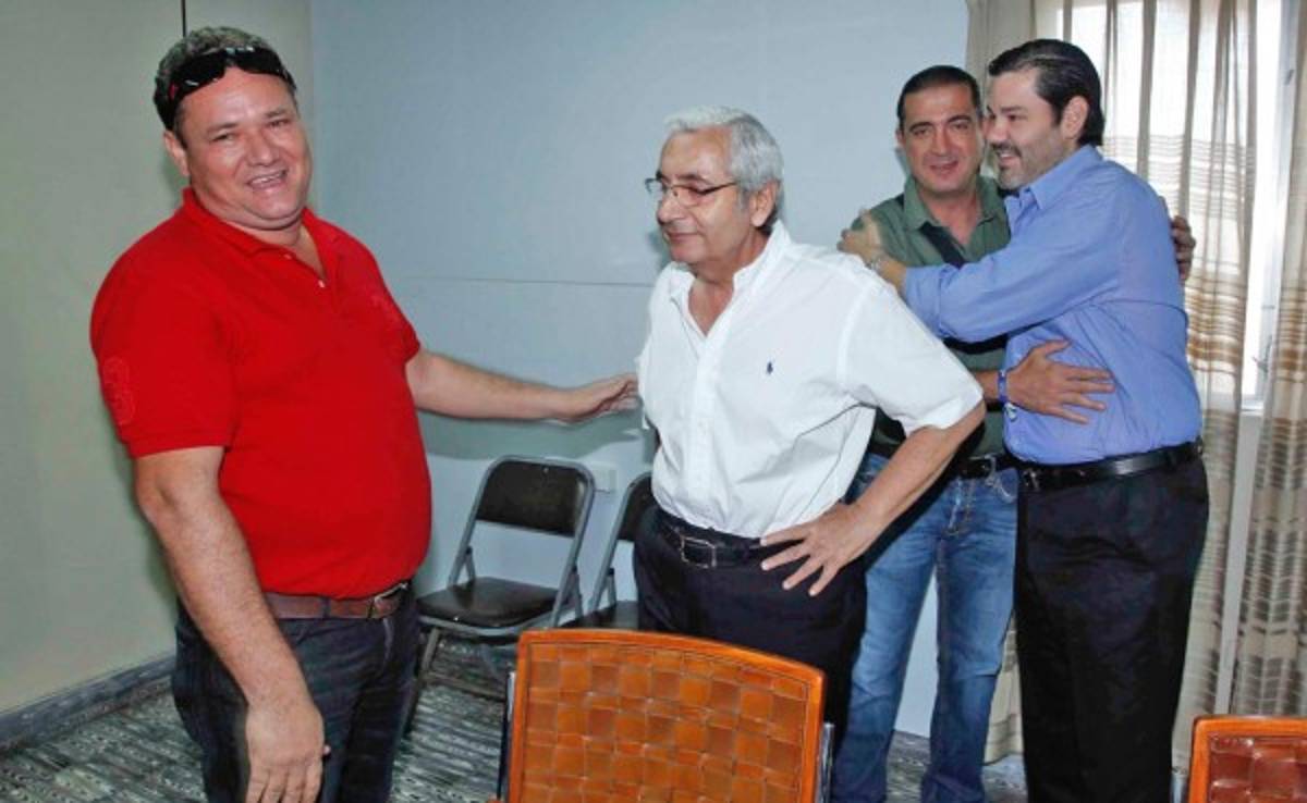 La Liga Nacional responde las críticas de Ricardo Elencoff