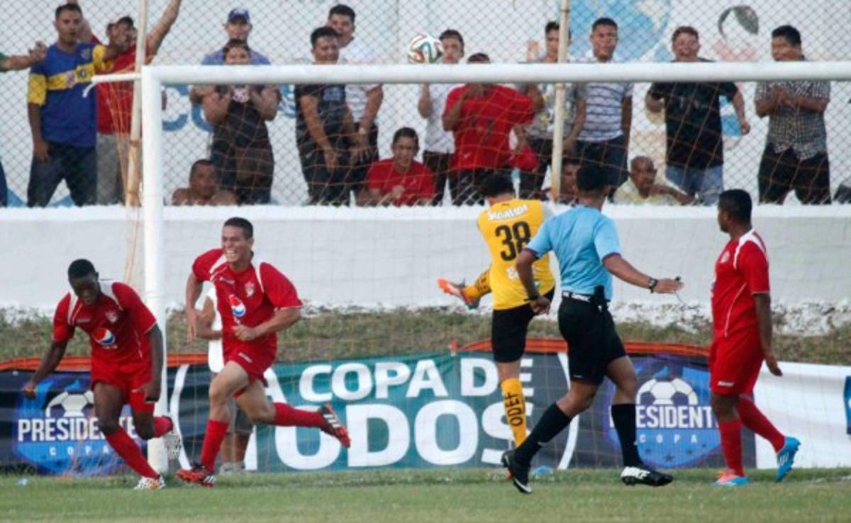 ¡SORPRESÓN! Villanueva despacha a Real España de Copa Presidente