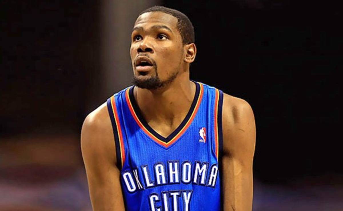 Kevin Durant, entre seis y ocho semanas de baja por una lesión en un pie