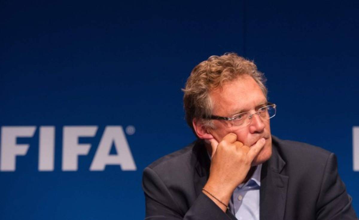 Jérome Valcke, 'cesado de sus funciones' de secretario general de FIFA