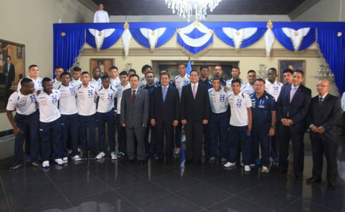 Selección Sub-20 mundialista de Honduras fue juramentada en Casa Presidencial