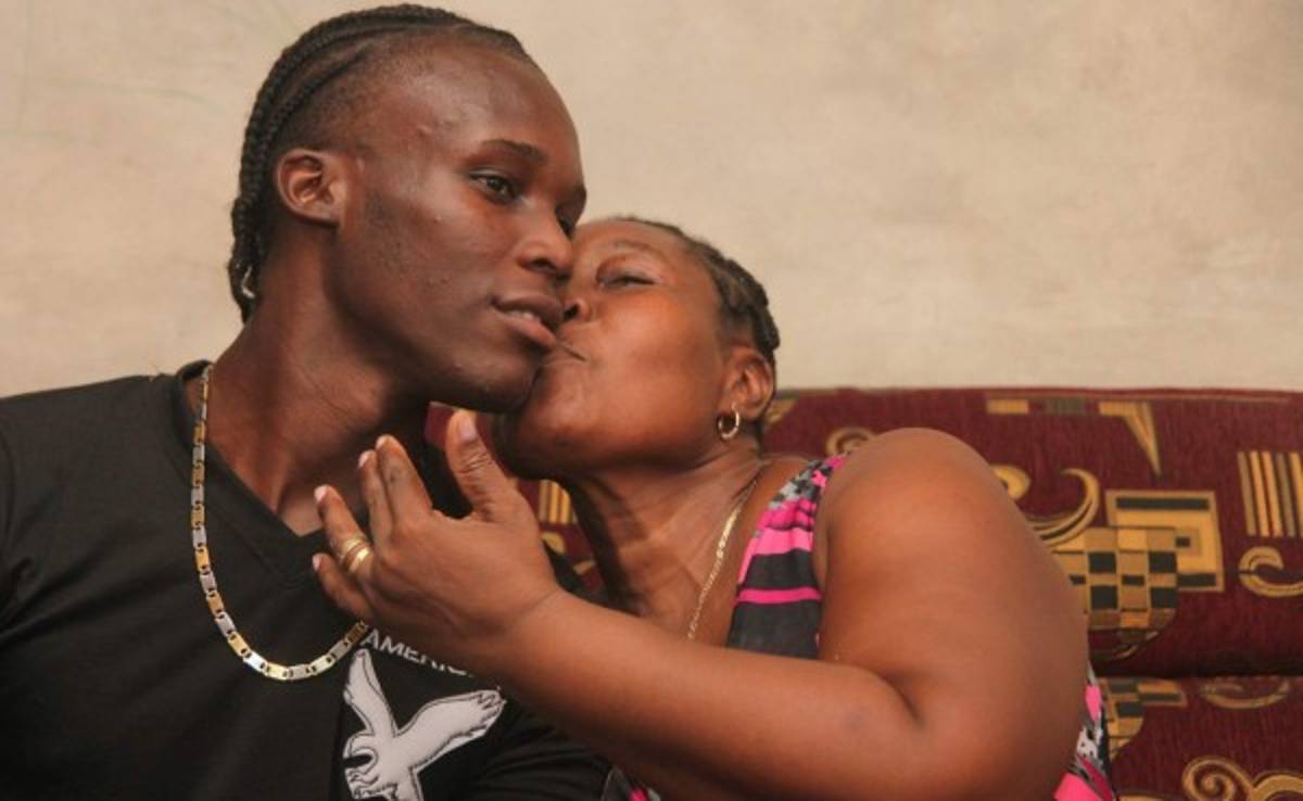 La orgullosa mamá de Rubilio Castillo