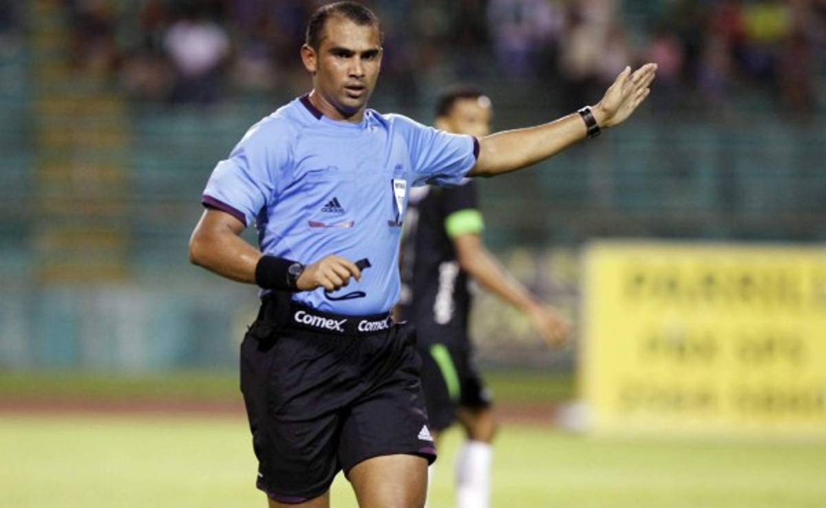Árbitro Óscar Moncada dirigirá la final de ida en el Olímpico