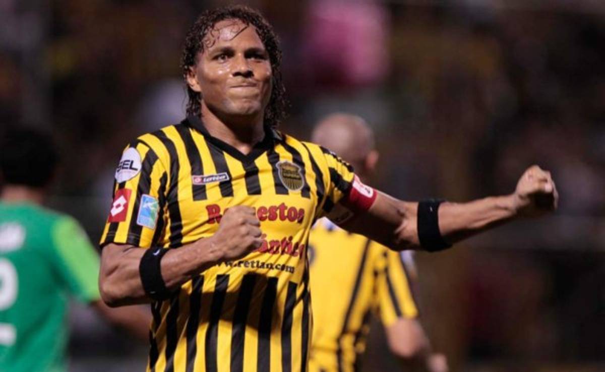 ¡En su aniversario! Este es el 11 histórico del Real España, según Jaime Villegas