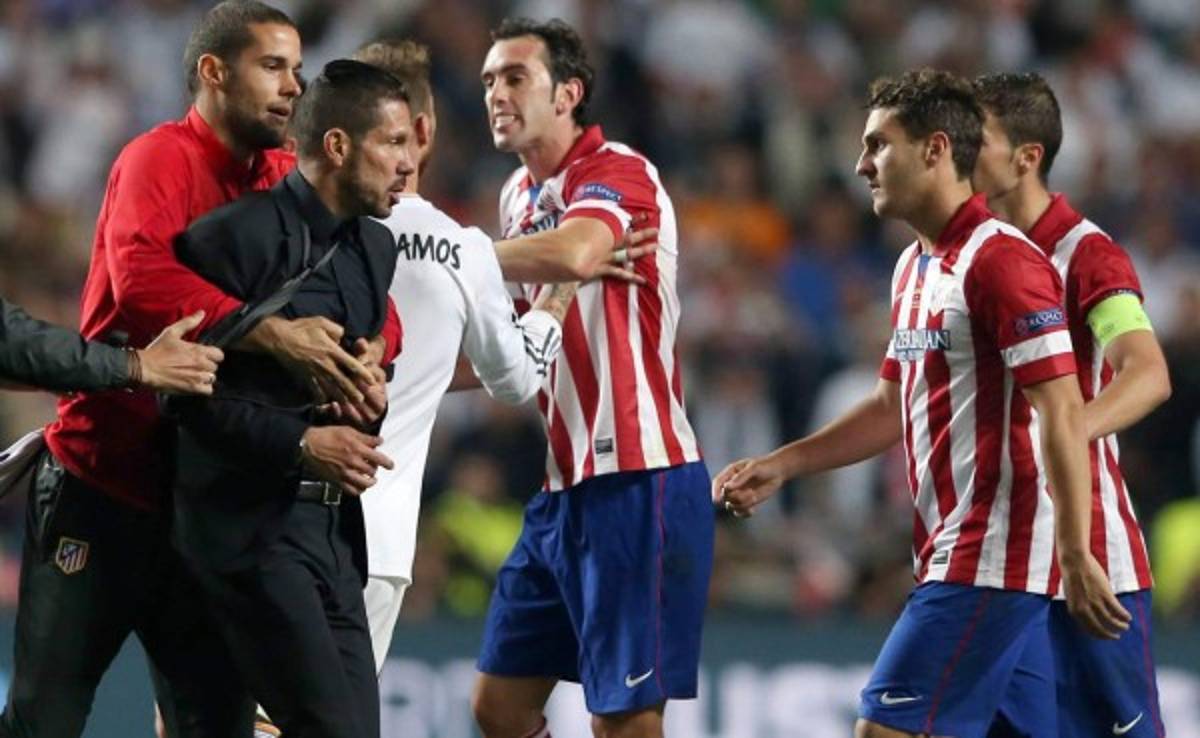 Simeone: 'Varane me dio un pelotazo y me enfadé'