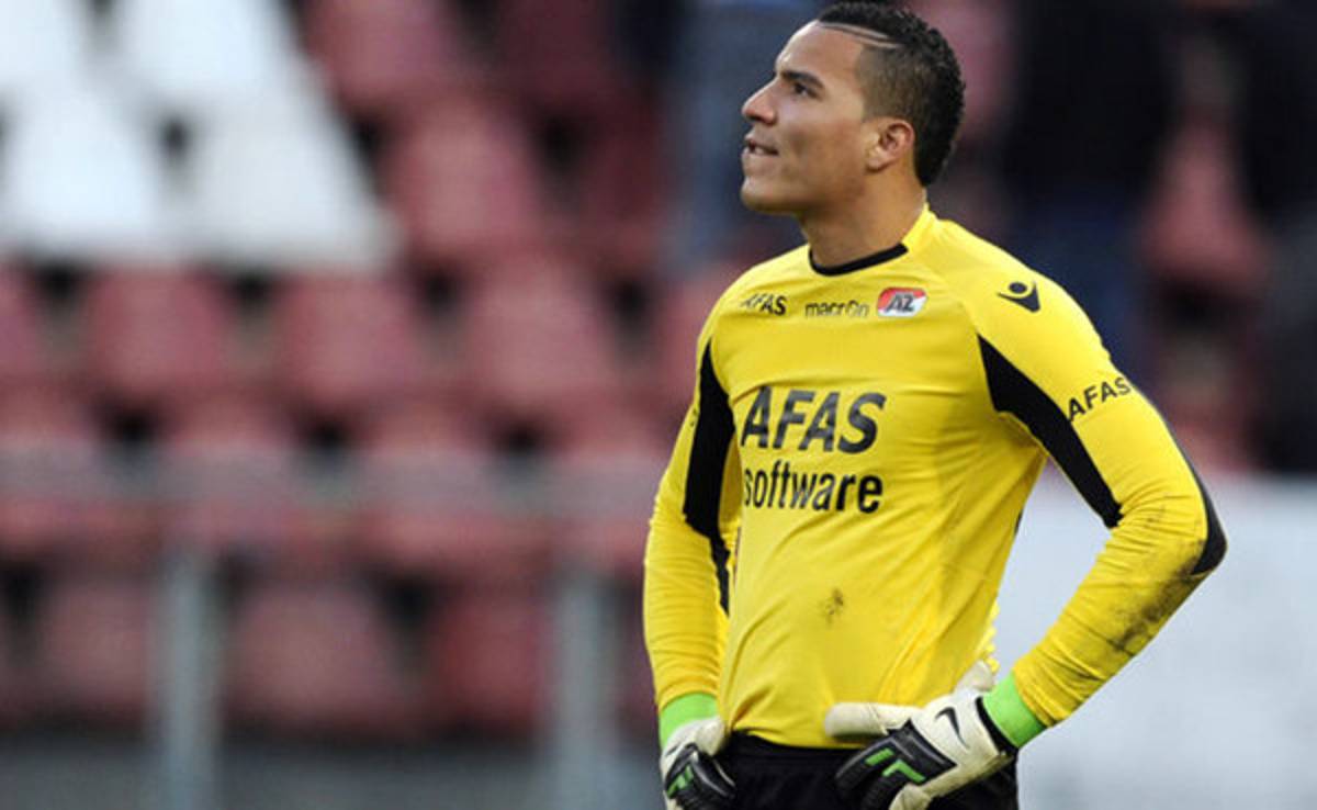 Tico Esteban Alvarado vuelve a lucirse en Europa League