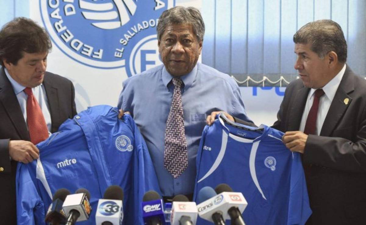 Según ESPN, Primi Maradiaga pidió 300 mil dólares por clasificar a la hexagonal