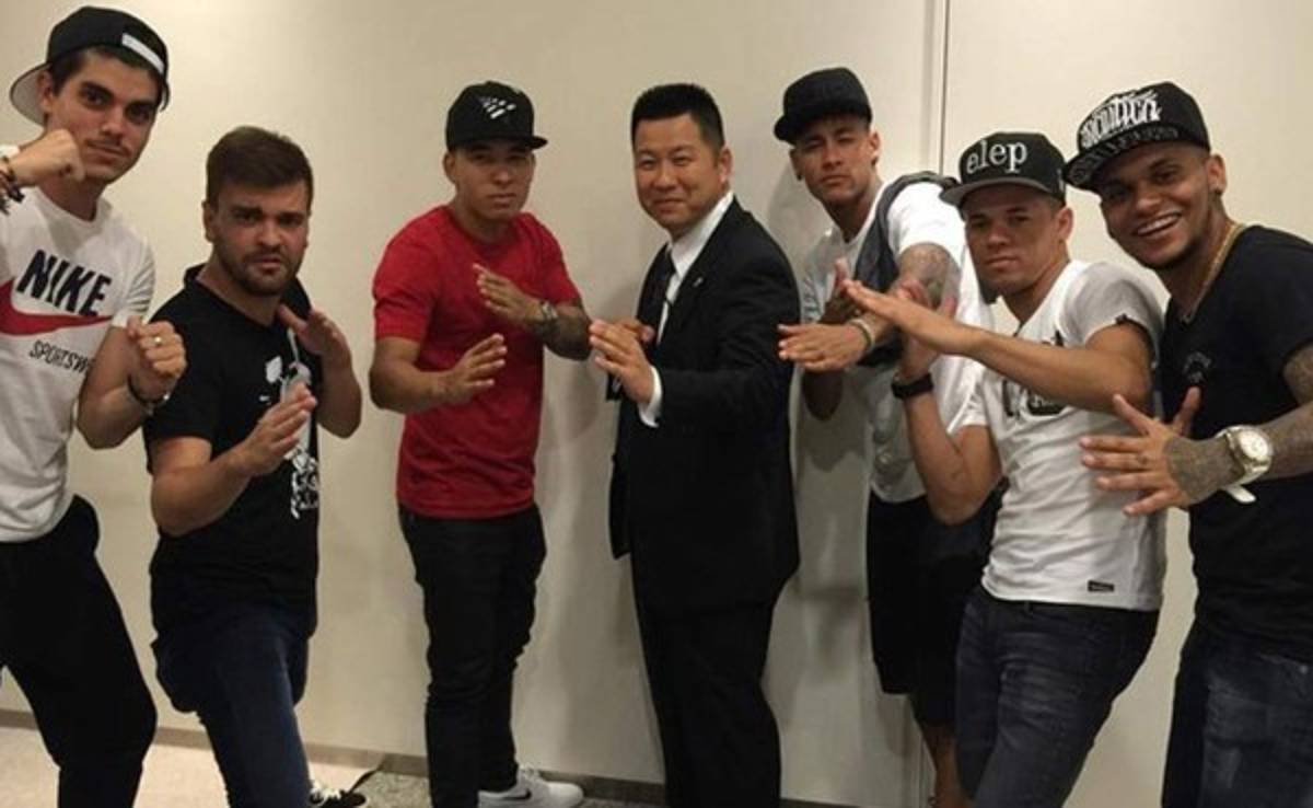 Neymar desata la locura con su presencia en Japón