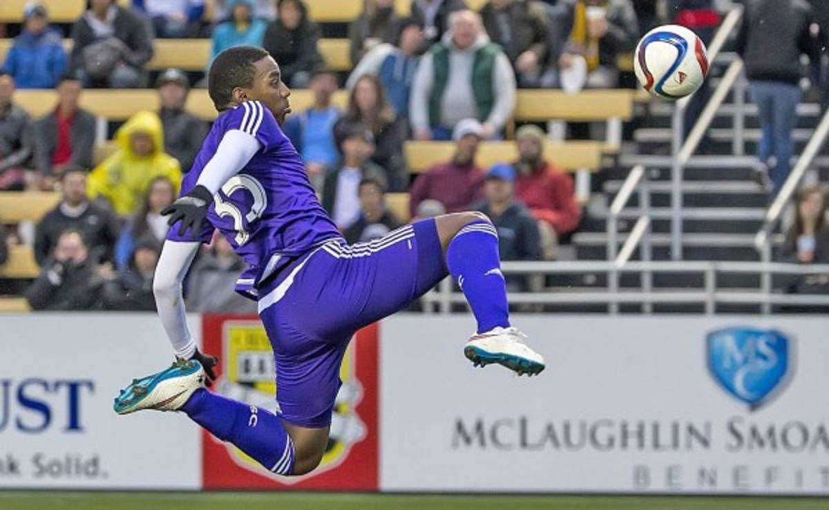 Bryan Róchez anota su primer gol con el Orlando City