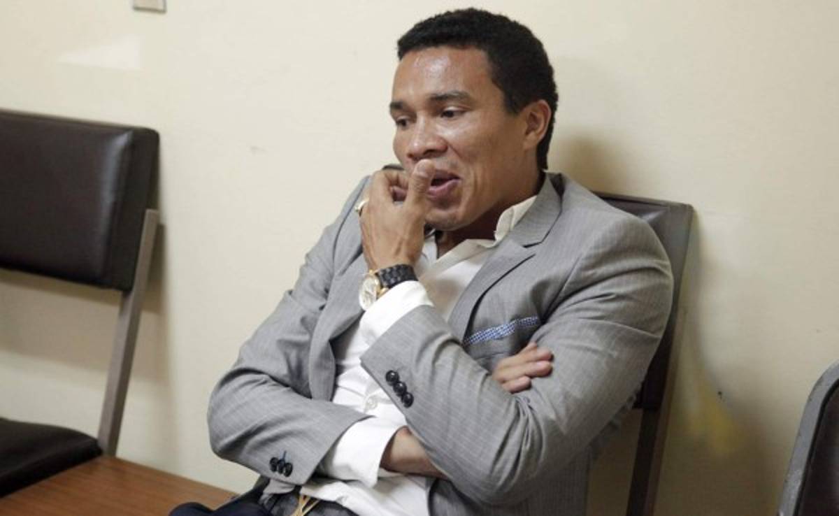 Rambo de León: 'Al parecer me cerraron la puerta de la Selección'