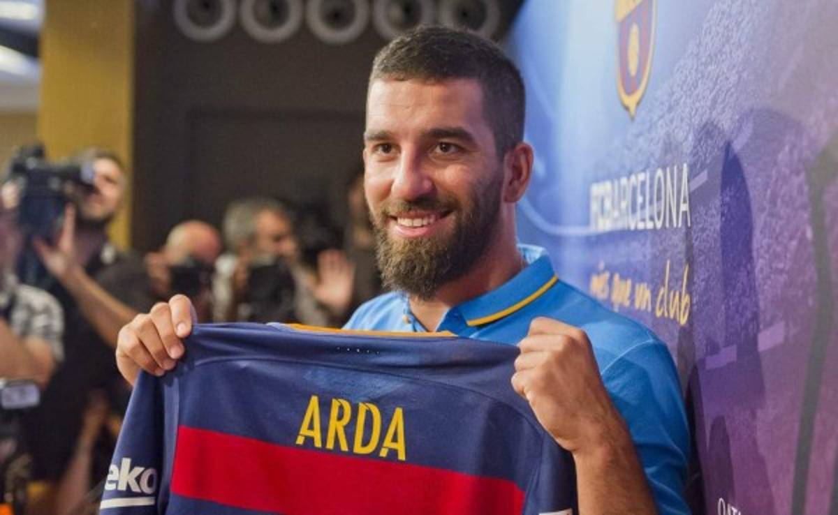 El Barcelona acudirá al TAS por el caso Arda Turan