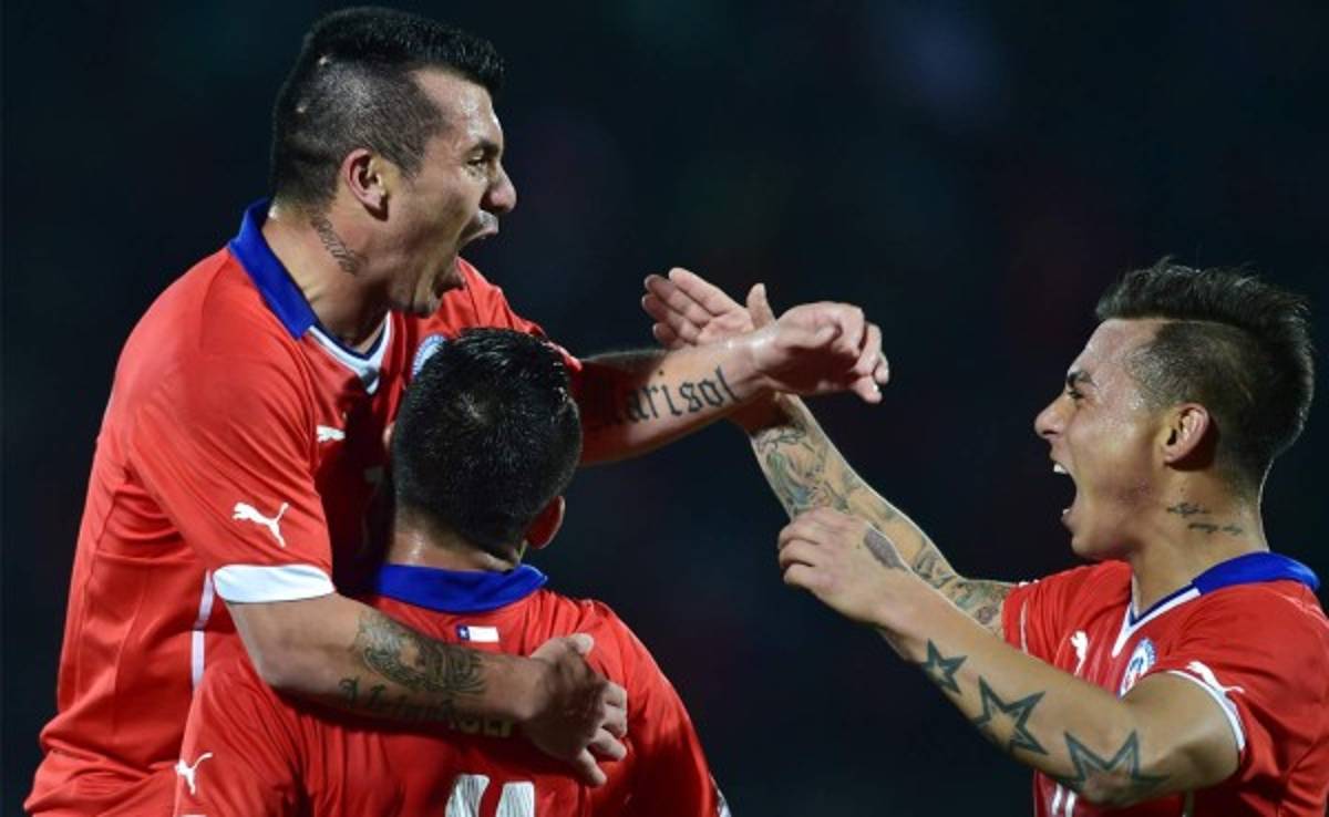 Chile doblega a un blando Perú y se queda el 'Clásico del Pacífico'