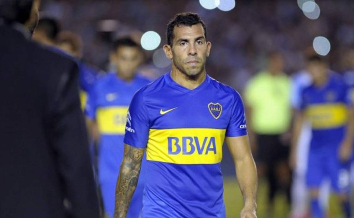 Tevez dice que analizó retirarse y que rechazó fichar por el Chelsea