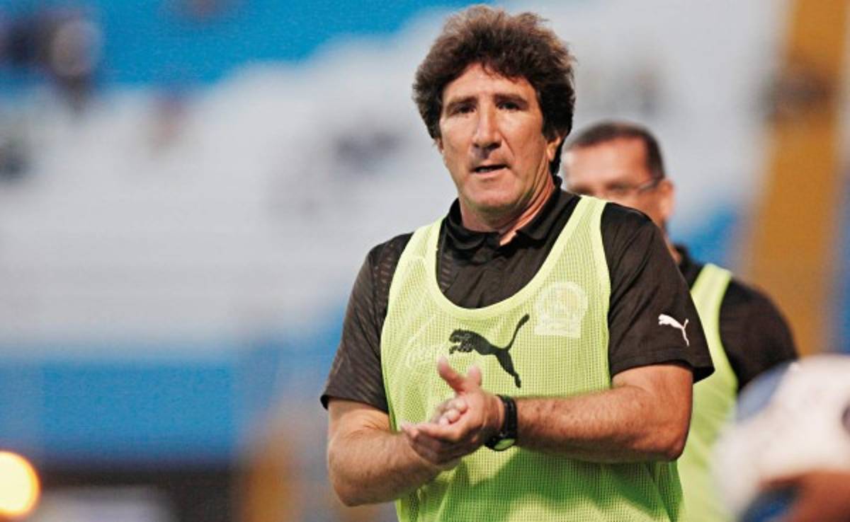 Vargas: 'Perdimos la posibilidad de clasificar y en cinco minutos'