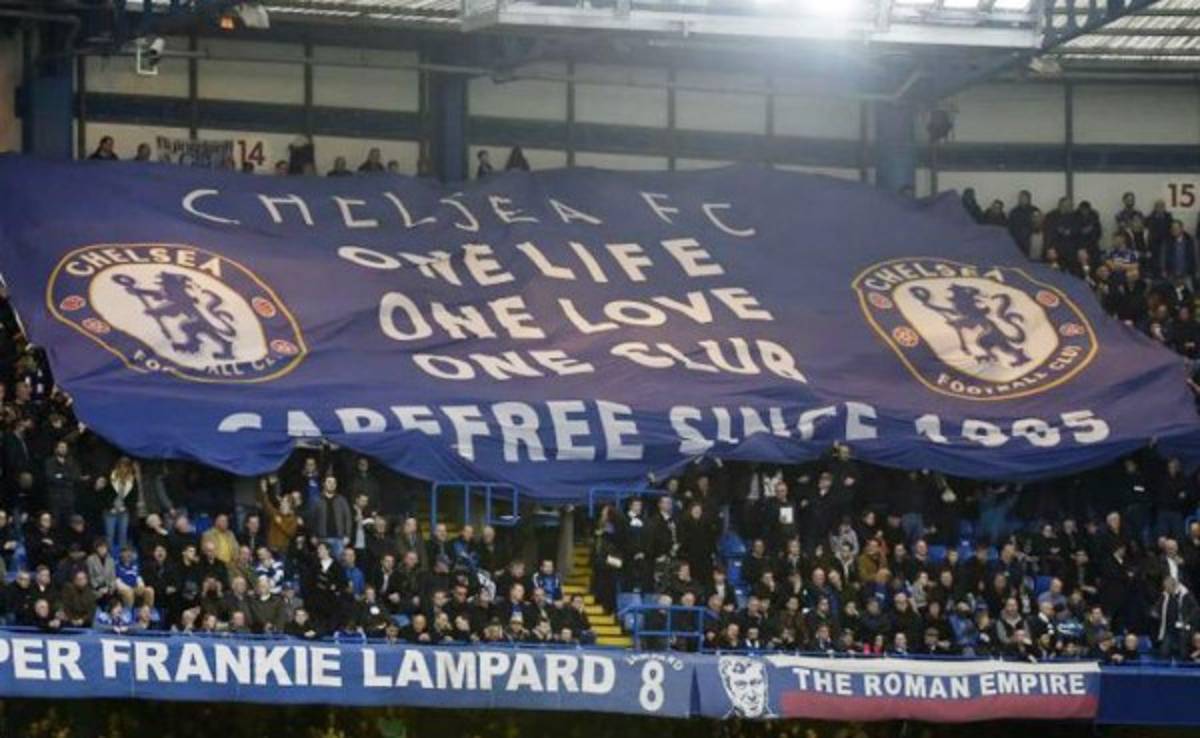 El Chelsea crea una polémica peña de aficionados LGBT