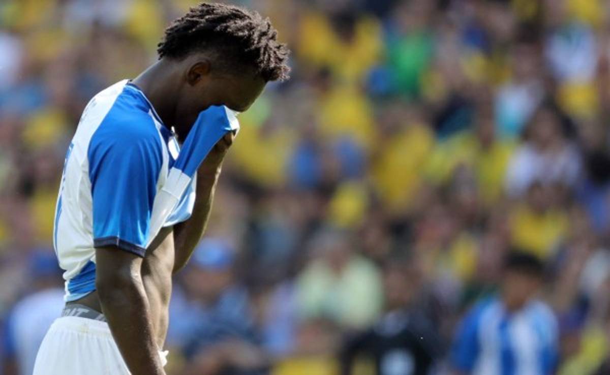 Alberth Elis no pudo brillar ante Brasil y salió frustrado