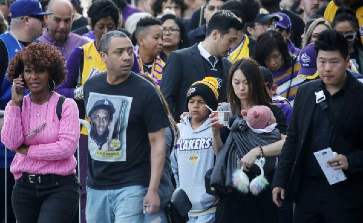 El último adiós a Kobe Bryant: Sentido discurso de Vanessa y Jennifer López se derrumba en lágrimas