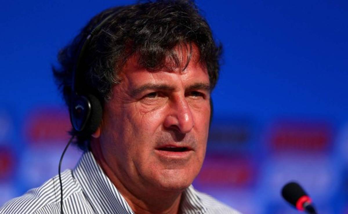 Mario Kempes será operado de by-pass en Estados Unidos