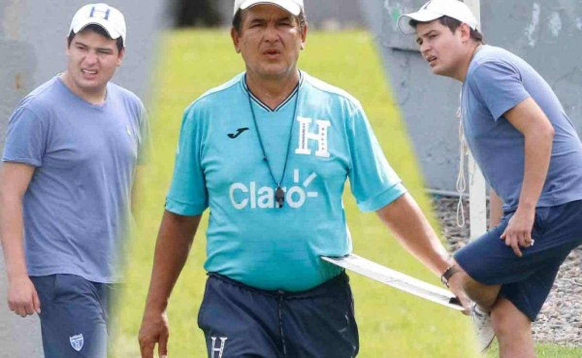 Jorge Luis Pinto recibe visita de su hijo en pleno entreno con Honduras