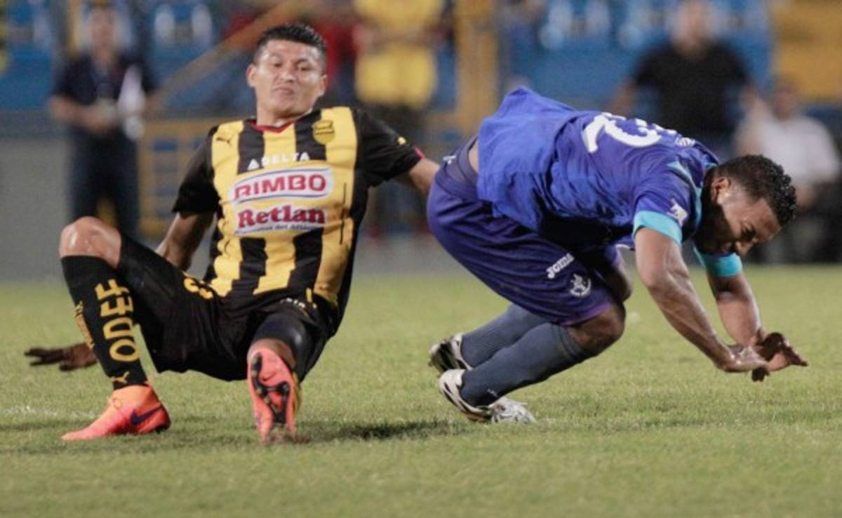 Motagua sufre frente a Real España en el estadio Morazán