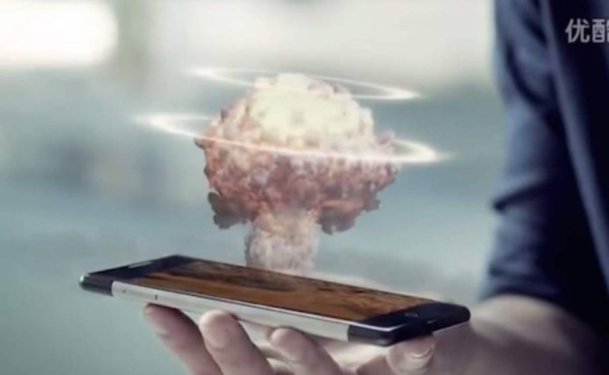 VIDEO: Compañía china crea primer celular holográfico