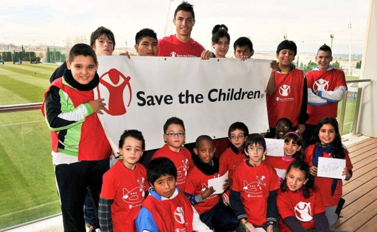 Es falso que Cristiano Ronaldo haya donado 7 millones a niños de Nepal
