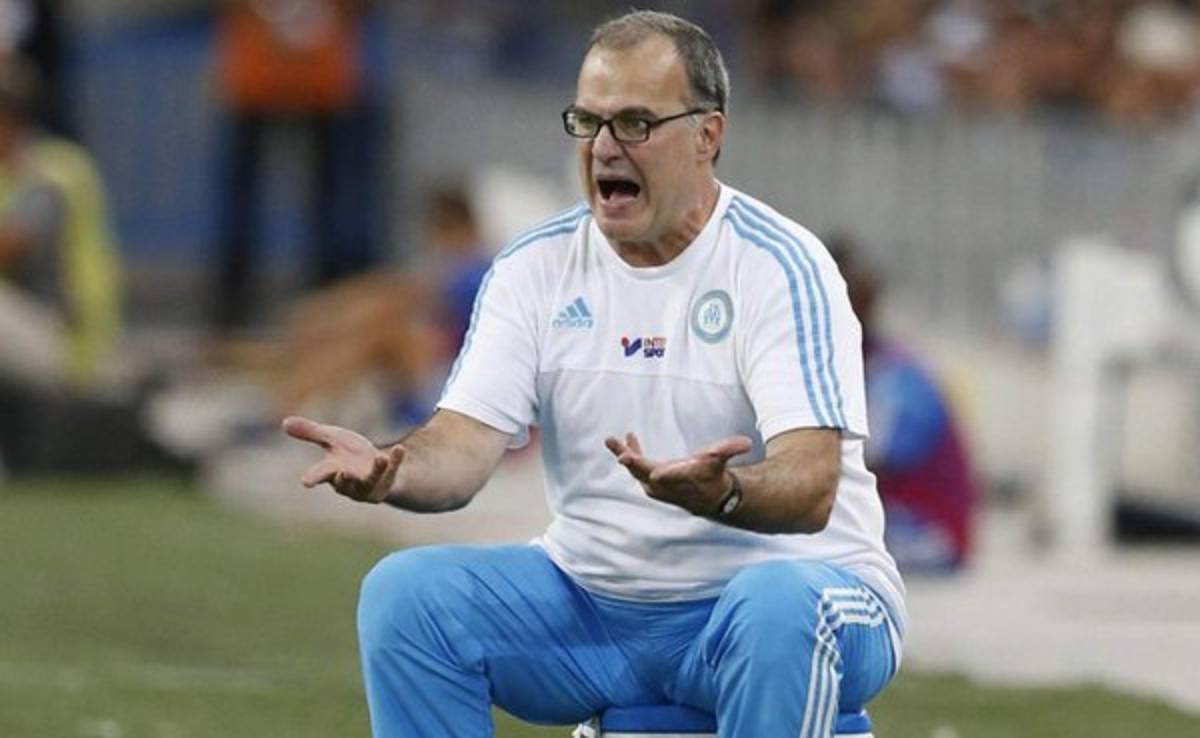 Bielsa renuncia como técnico del Lazio y el club prepara acción legal