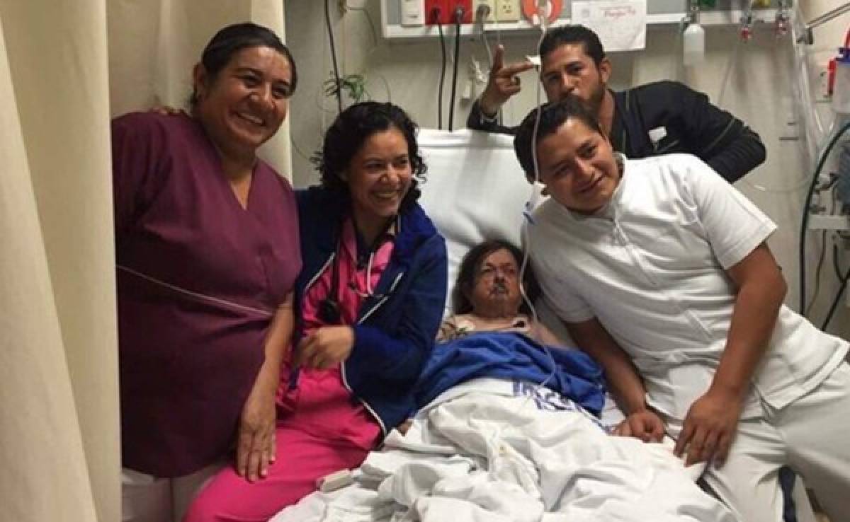 La 'selfie' con Margarito podría costarle el trabajo a personal de hospital