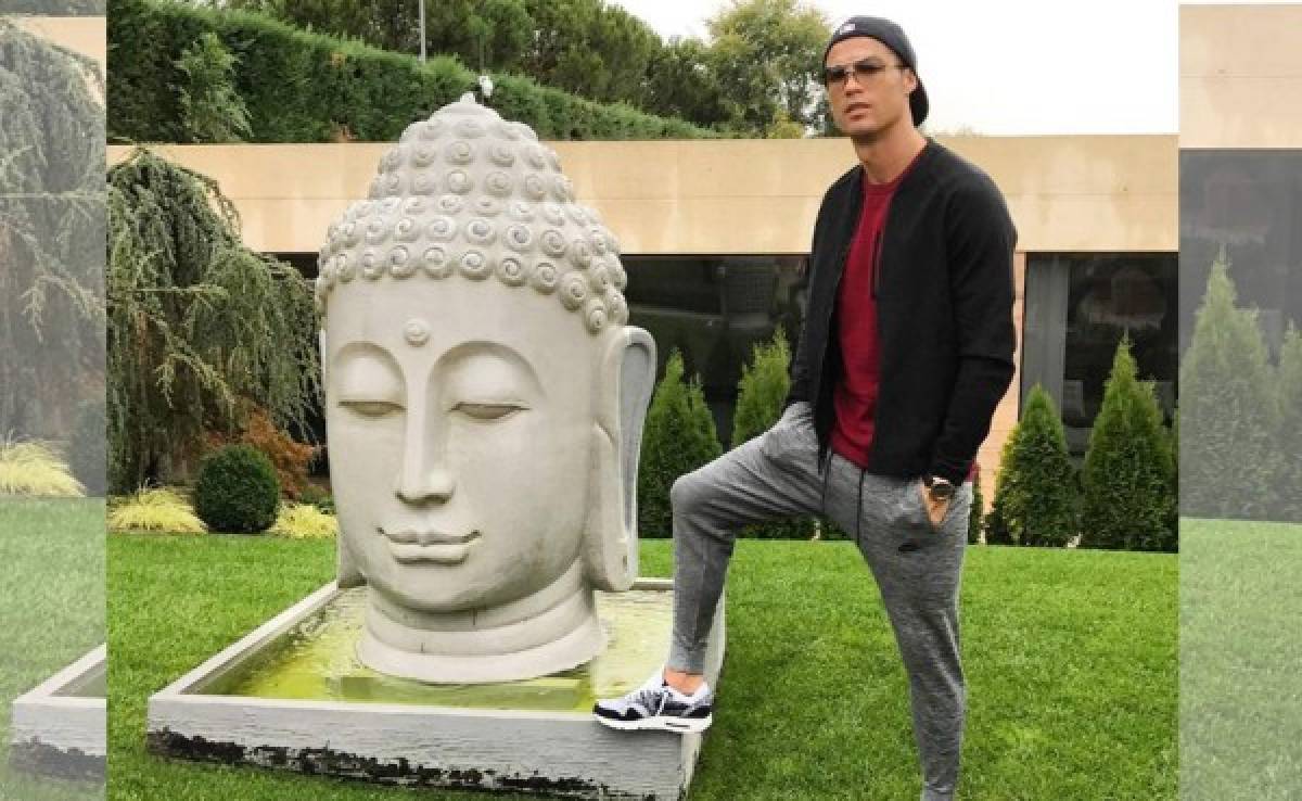 La foto de Cristiano Ronaldo que ha despertado la ira de los budistas