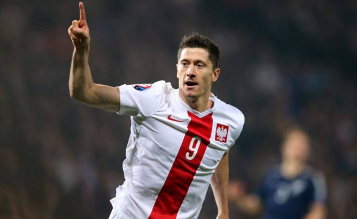 Lewandowski mete a Polonia a la Euro de Francia 2016