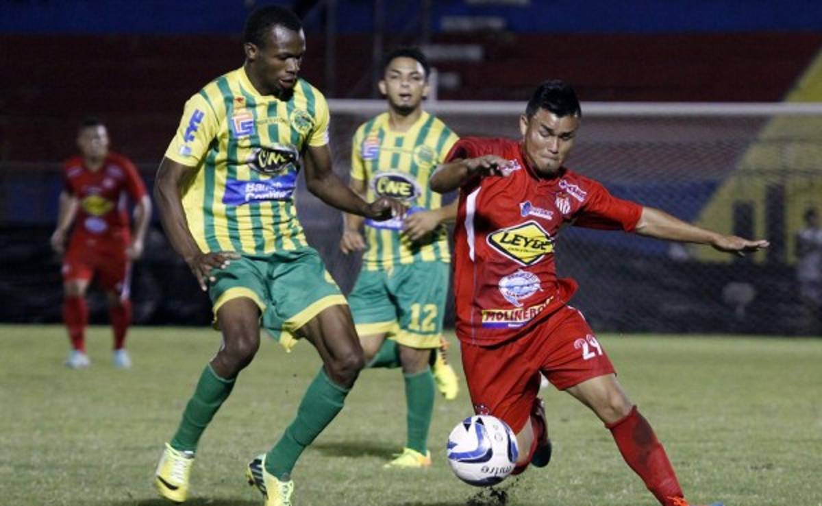 Vida hace la hombrada y le arranca el empate al Parrillas One