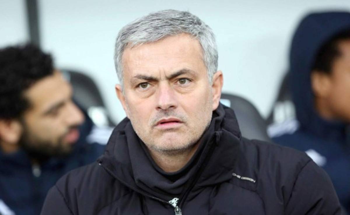 Mourinho: 'Cuadrado encaja en la Fiorentina y no en el Chelsea'