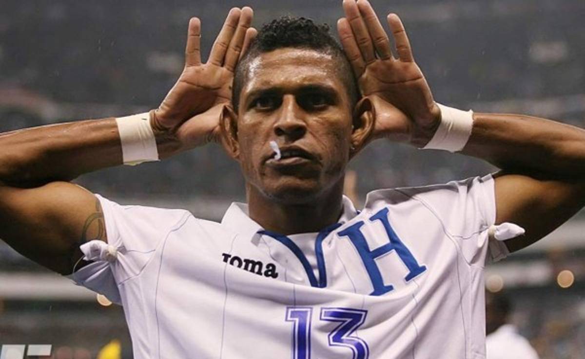 Carlo Costly, el goleador incomprendido que brilla en la Selección de Honduras