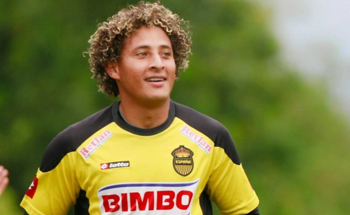 ENCUESTA: ¿Hizo bien Real España en separar a Kevin Hernández?