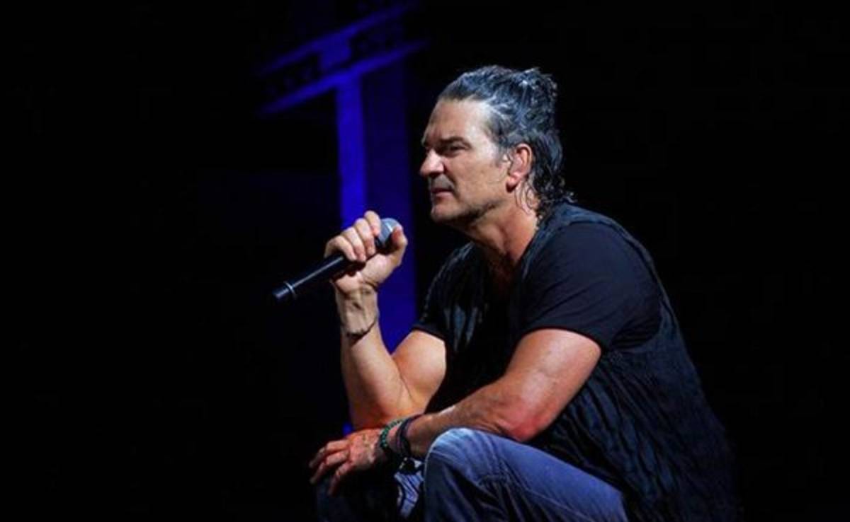 Ricardo Arjona causa revuelo en Guatemala por revelar al equipo que sigue