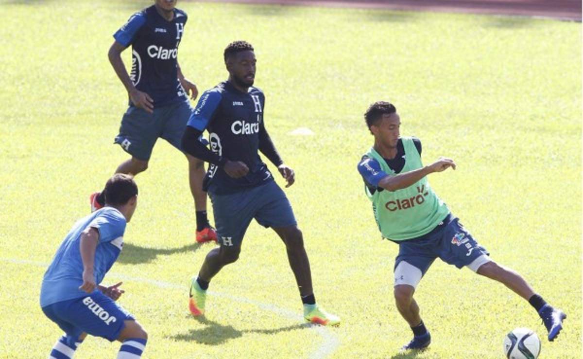 Johnny Palacios se incorporó a la Selección y estará en amistoso contra Nicaragua