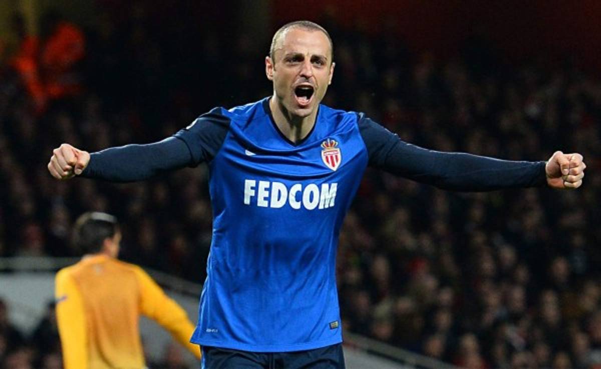 Berbatov ficha por una temporada con el PAOK Salónica