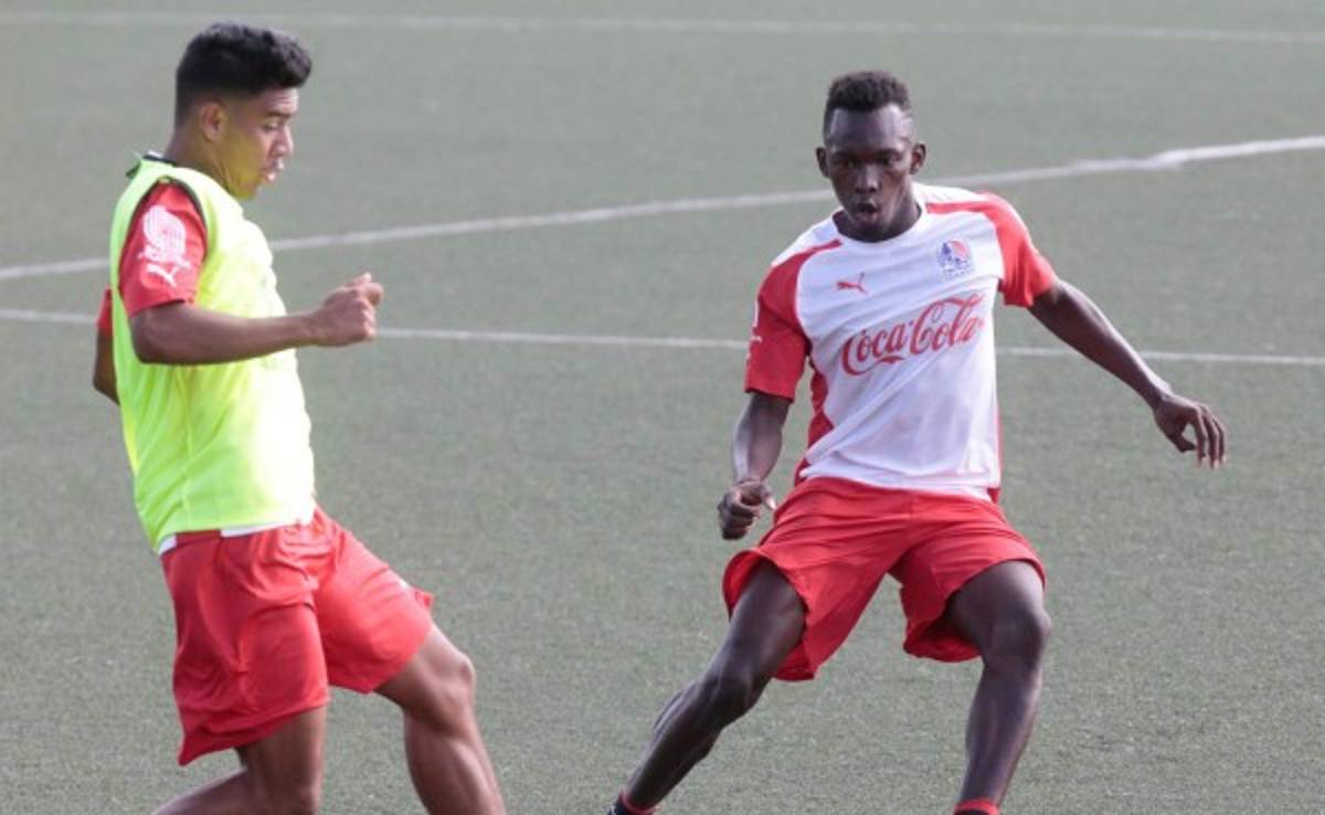 Alberth Elis al no salir al extranjero: 'Me motiva, sé que tengo que mejorar para cuando llegue'