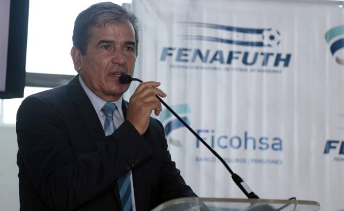 Pinto: 'Siento que los medios están más nerviosos que yo y que los jugadores'